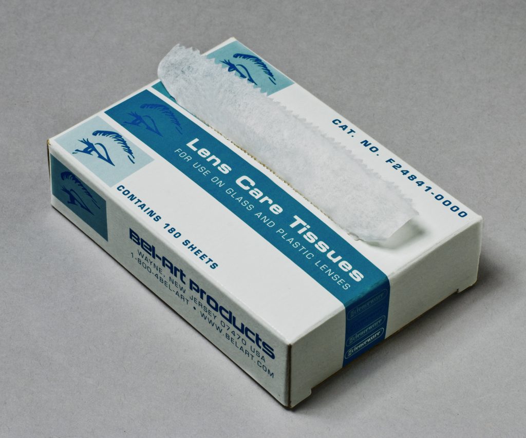 Silicon-Free Lens Cleaning Tissues
