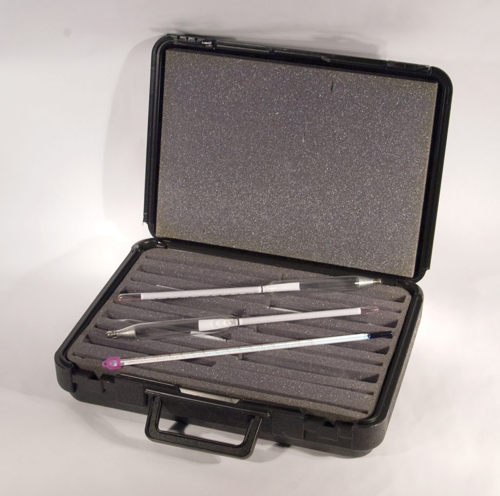 H-B DURAC® Specific Gravity / Relative Density (G/cmᶟ) Hydrometer Set with EnviroSafe Thermometer; Traceable to NIST