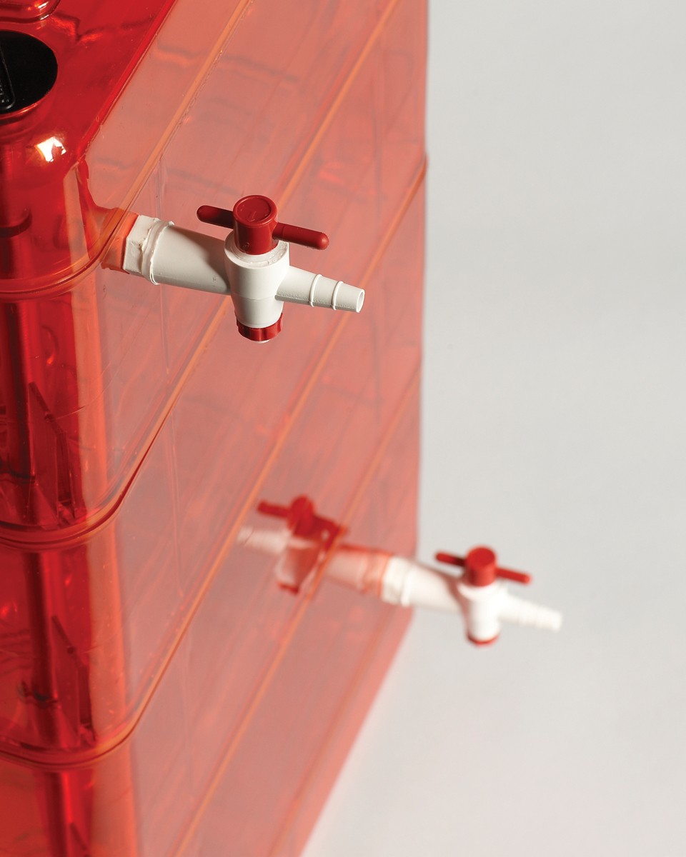 SP Bel-Art Secador Amber 1.0 Gas-Purge Desiccator Cabinet; 0.7 cu. ft.